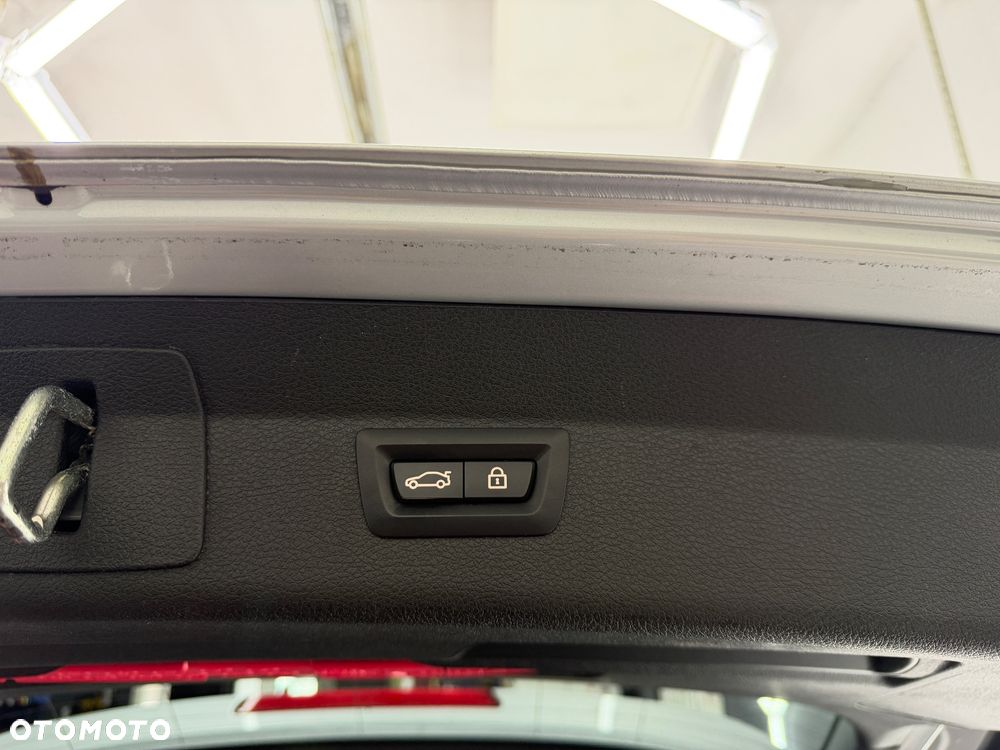 BMW Seria 2 220d xDrive Sport Line sport - 20