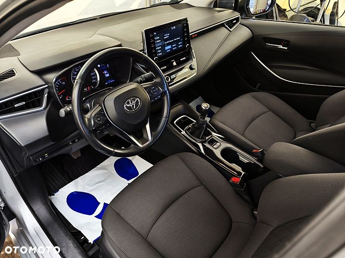 Toyota Corolla - 22