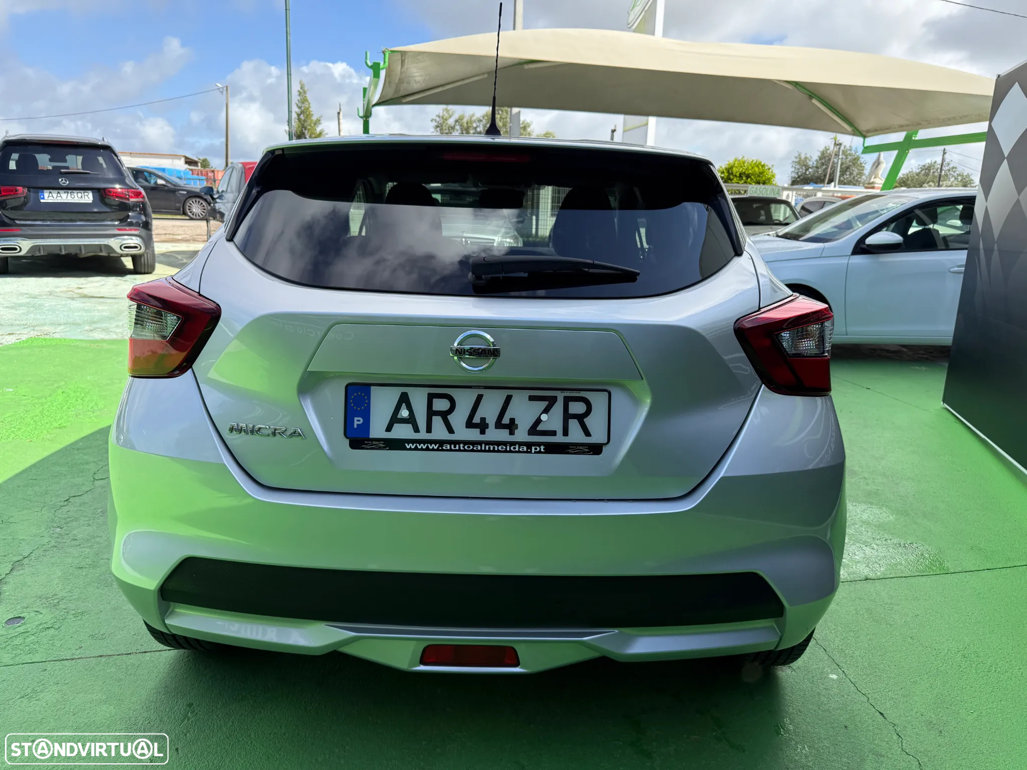 Nissan Micra 1.0 IG-T Acenta - 9