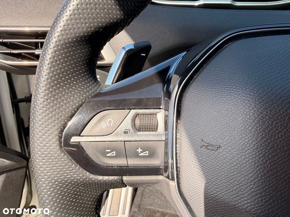 Peugeot 5008 1.5 BlueHDi GT S&S EAT8 - 17