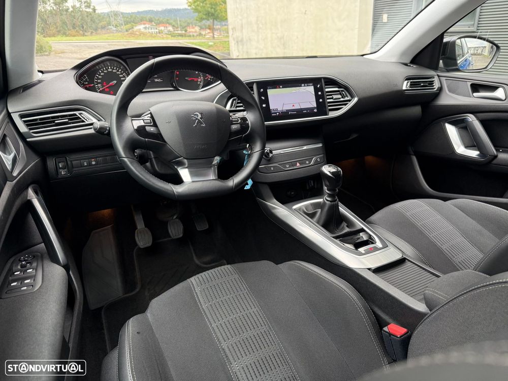 Peugeot 308 SW 1.2 PureTech Allure Full LED - 10