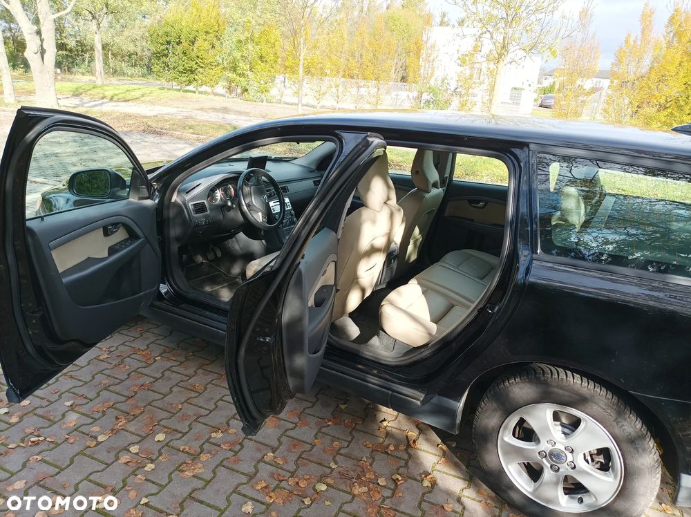 Volvo V70 2.0D Summum - 15