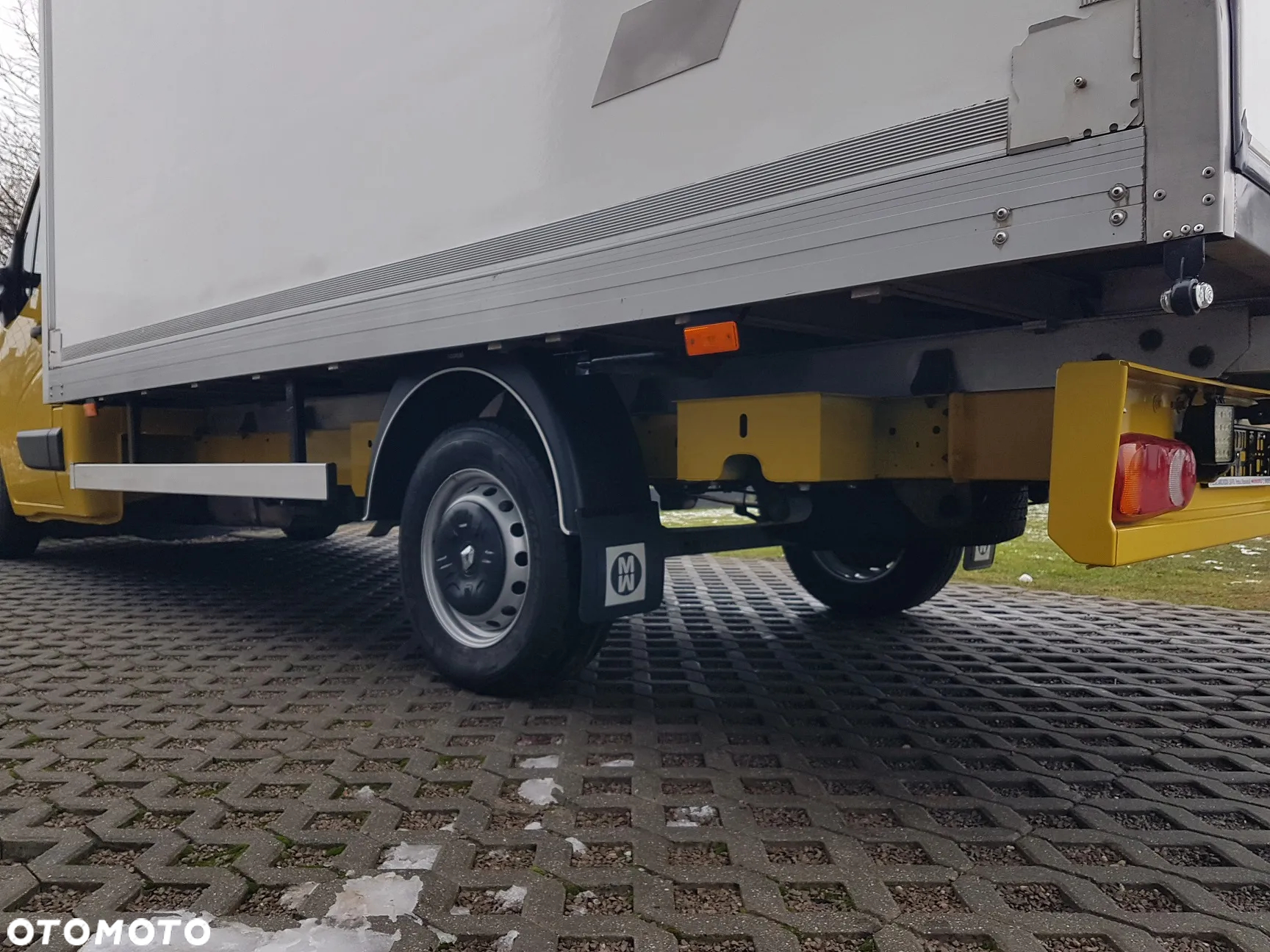 Renault MASTER KONTENER 8EP 4,21x2,23x2,22 KLIMA KRAJOWY MANUAL  6-BIEGÓW - 18