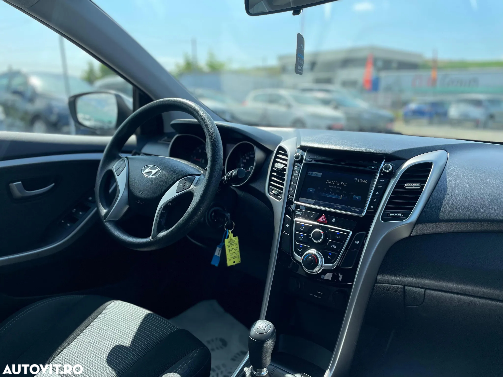 Hyundai i30 blue Kombi 1.6 CRDi Passion - 23