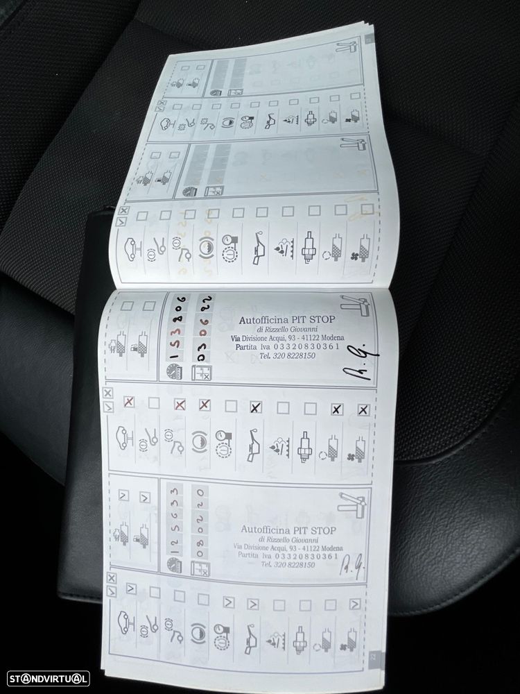 BMW 320 d Coupe - 15