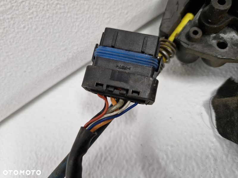 alfa romeo gt podnośnik mechanizm szyby prawy przód przedni silniczek 6 pin eu - 3