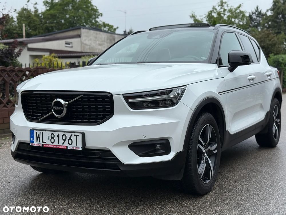 Volvo XC 40 T5 AWD R-Design - 1