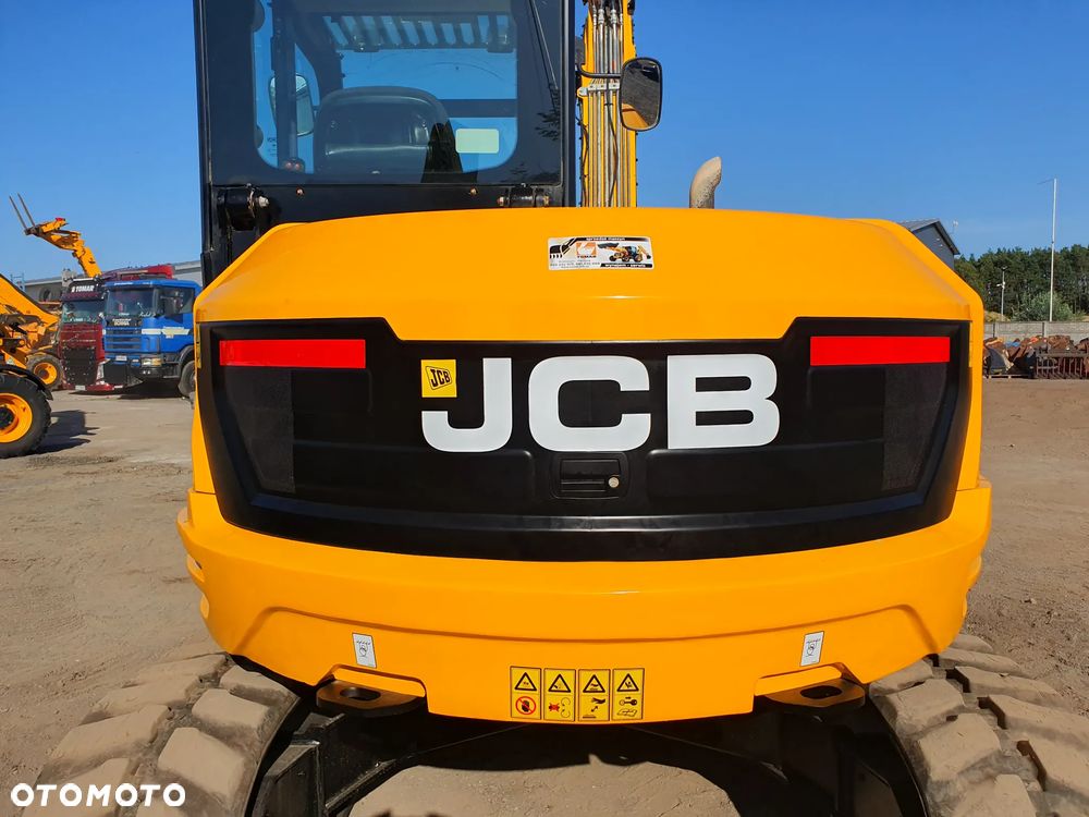 JCB 86C-2 - 14