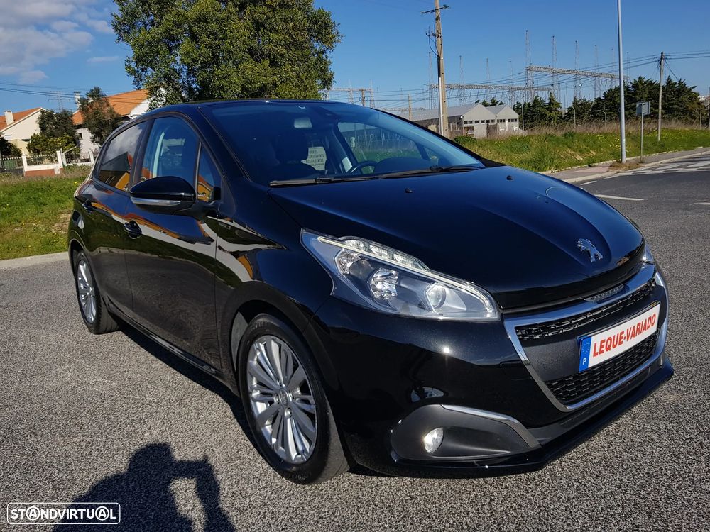 Peugeot 208 1.5 BlueHDi Signature - 55