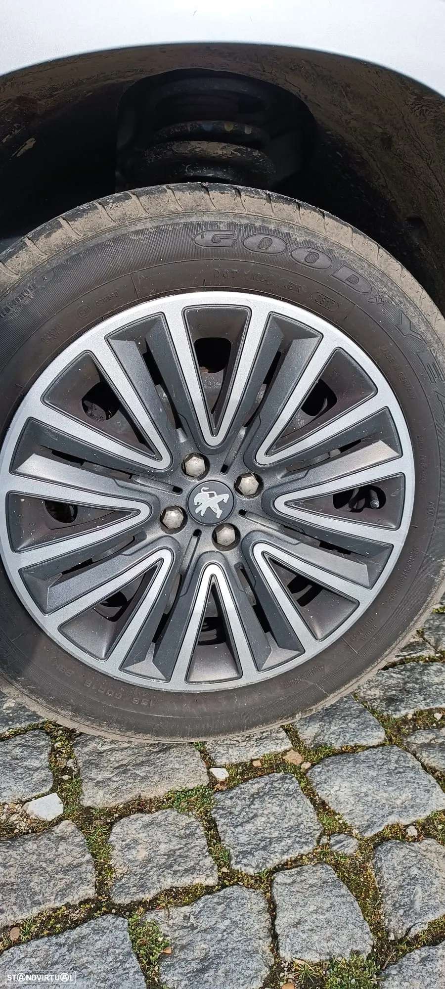 Peugeot 2008 1.2 PureTech Active - 6