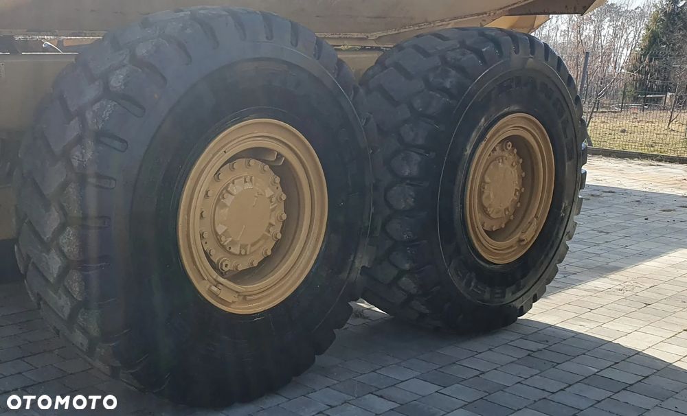 Caterpillar 730 - 5