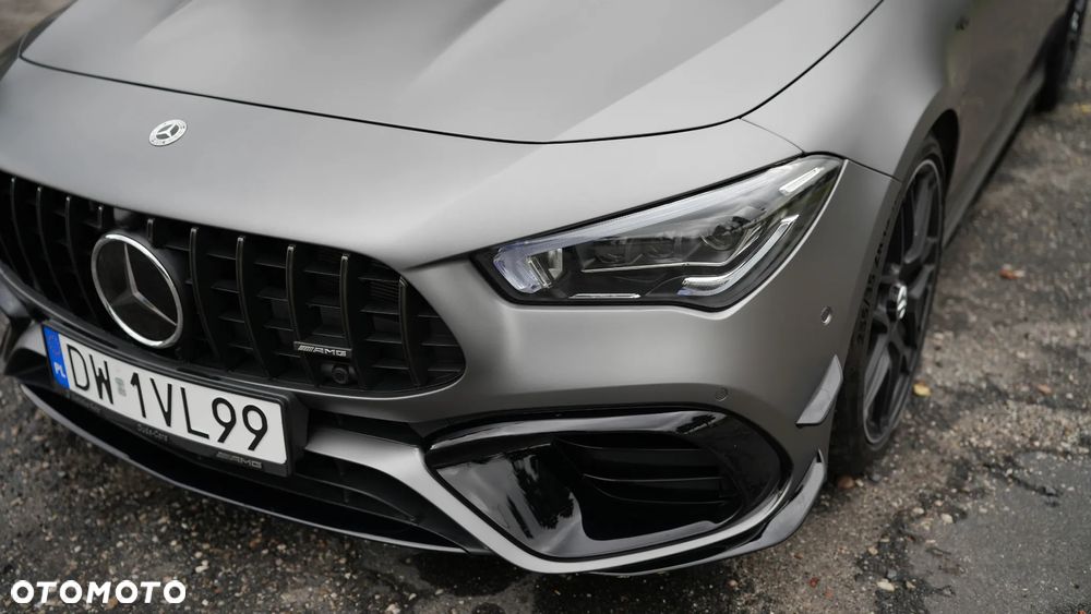 Mercedes-Benz CLA - 12