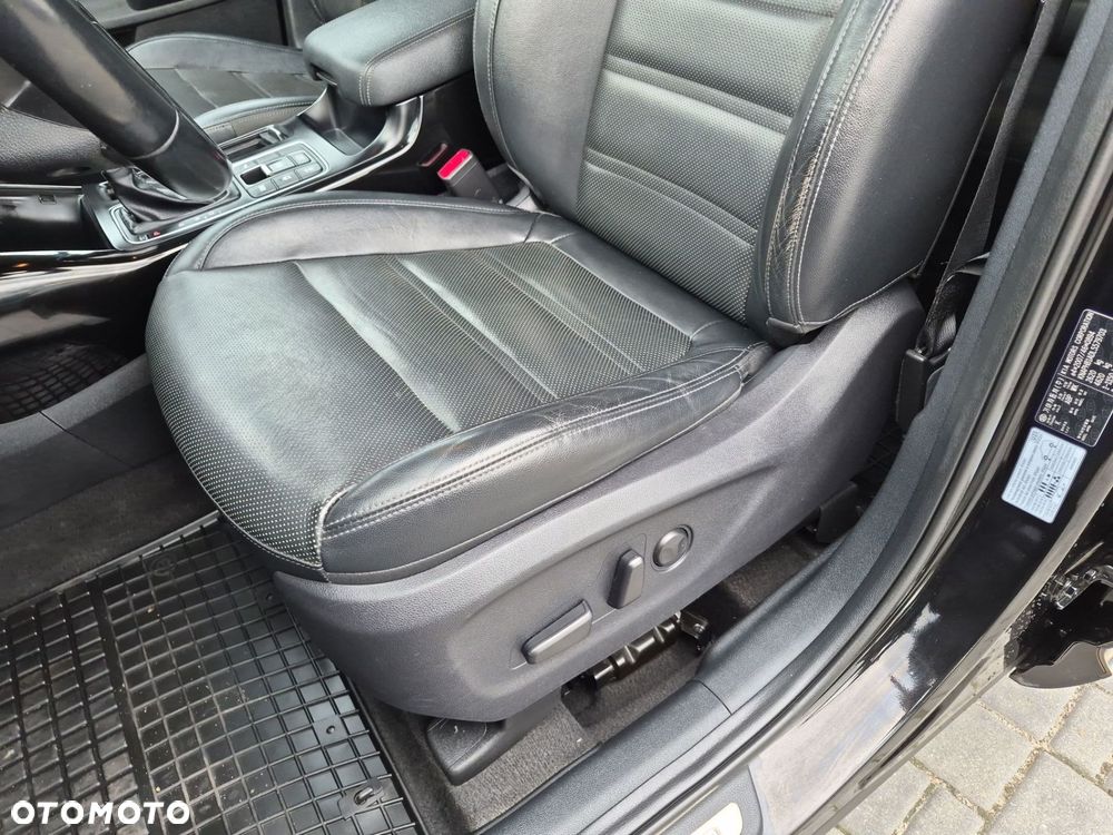 Kia Sorento - 12