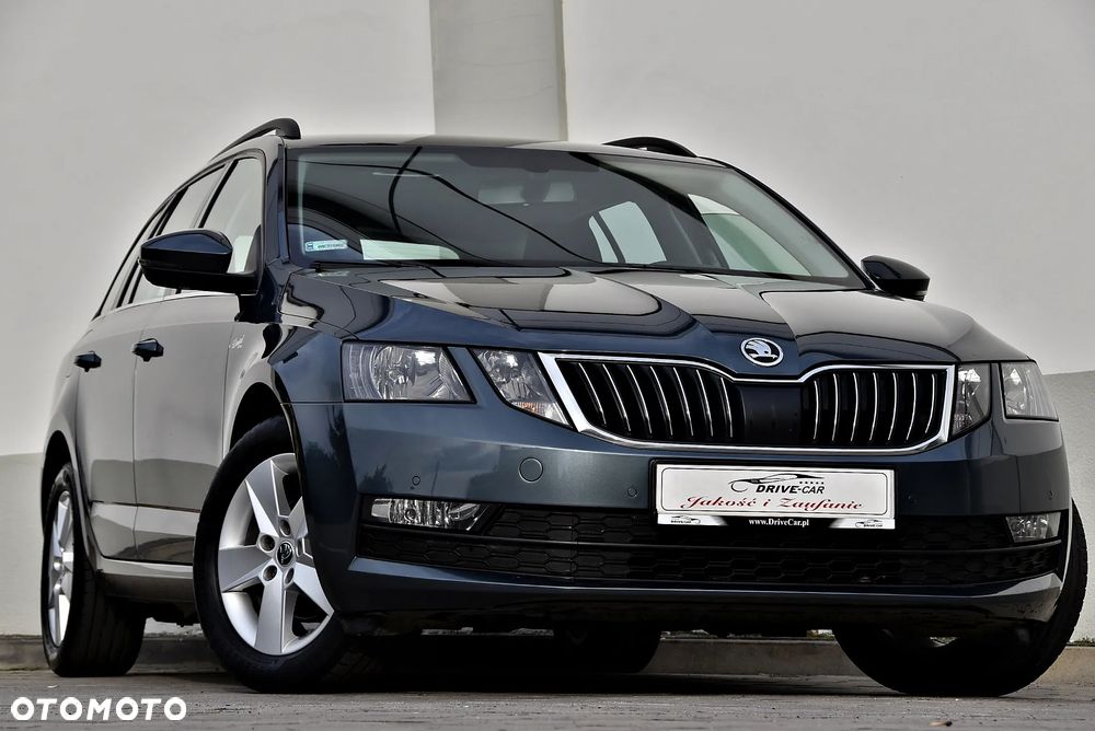 Skoda Octavia 2.0 TDI SCR 4x4 Ambition DSG - 3