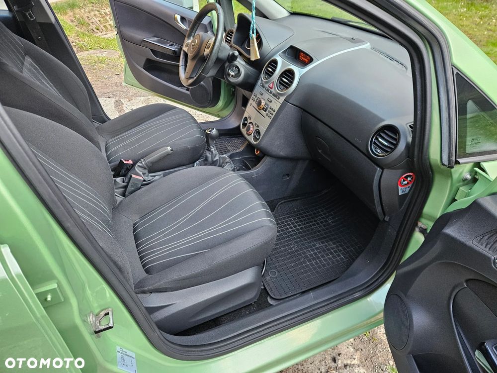 Opel Corsa 1.2 16V - 25