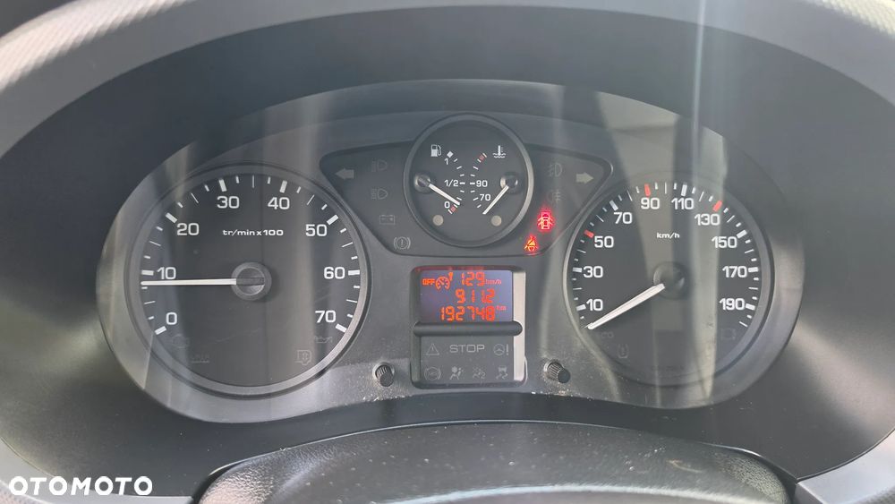 Peugeot Partner - 17