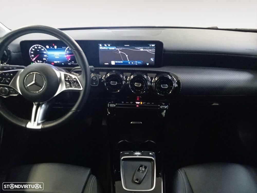 Mercedes-Benz A 200 Standard - 11