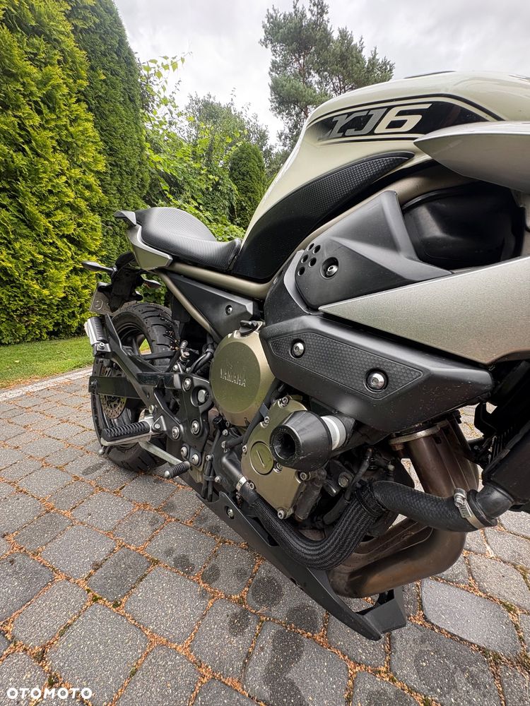 Yamaha XJ - 9