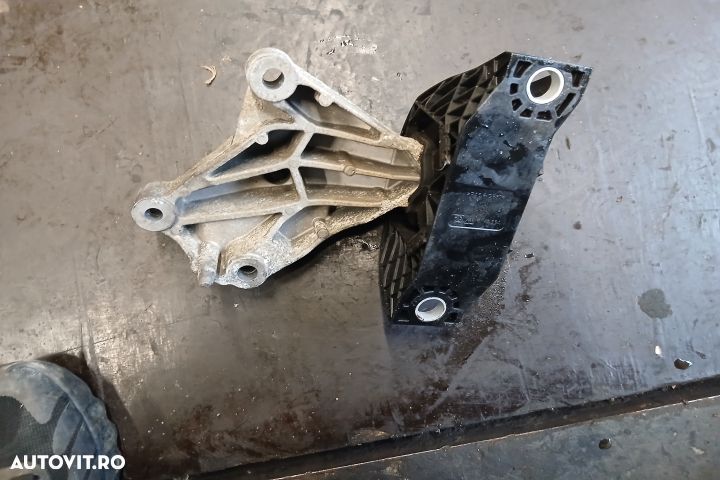 Suport motor cu tampon 113752043R 113752043R Renault Captur 1 [2013 - - 2