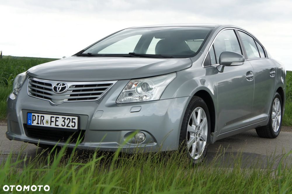 Toyota Avensis 1.8 Comfort - 13