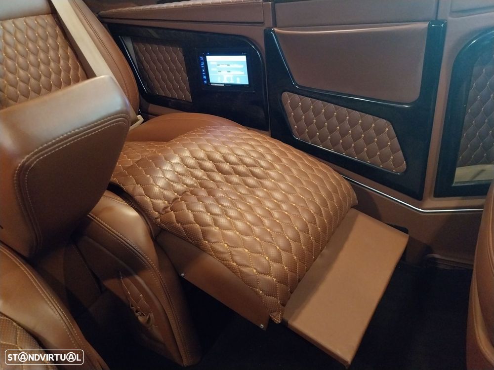 Mercedes-Benz V 250 - 23