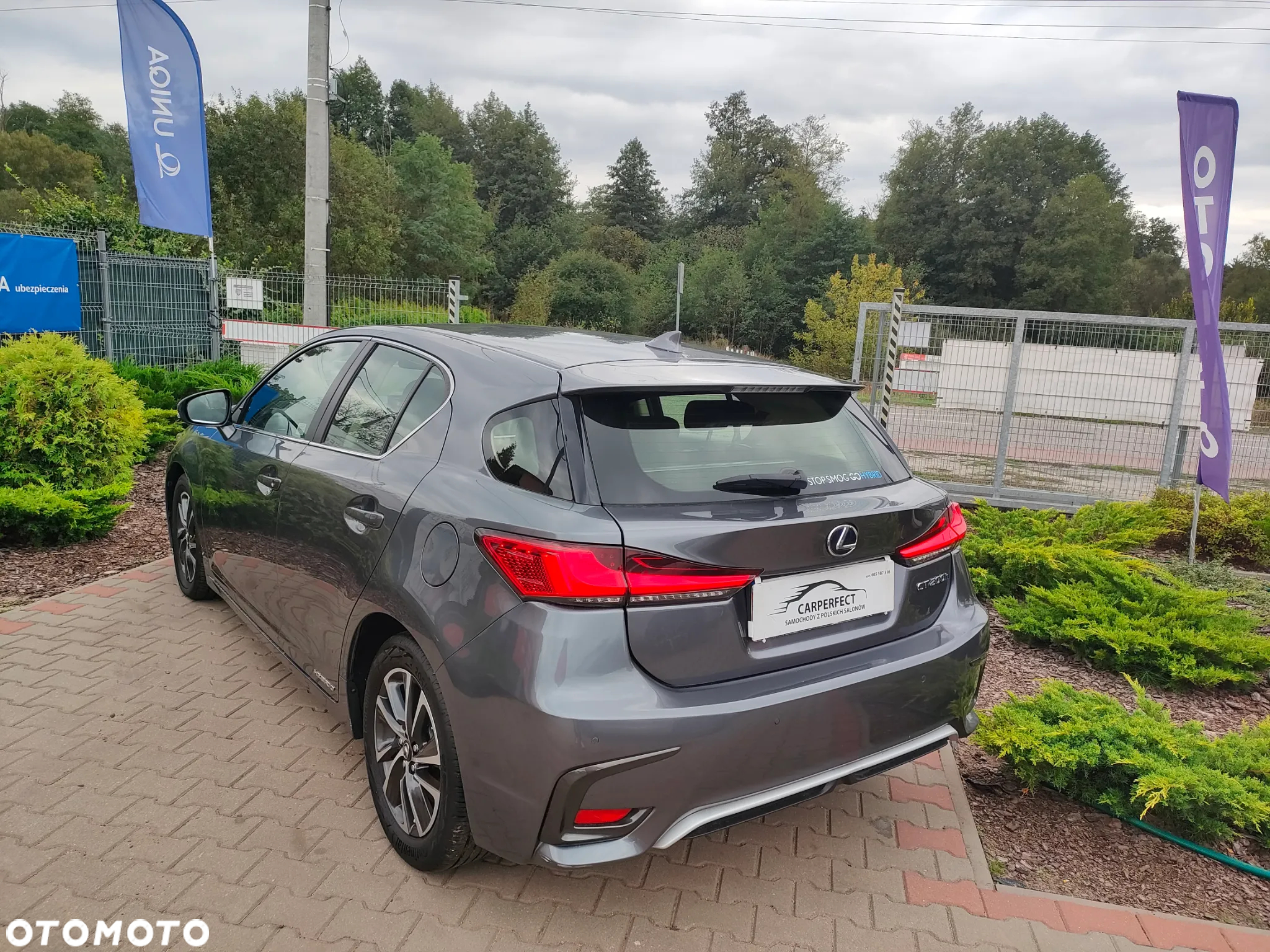 Lexus CT - 7