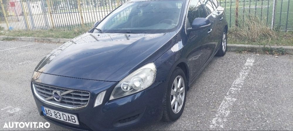 Volvo V60 DRIVe Start-Stop Momentum - 3