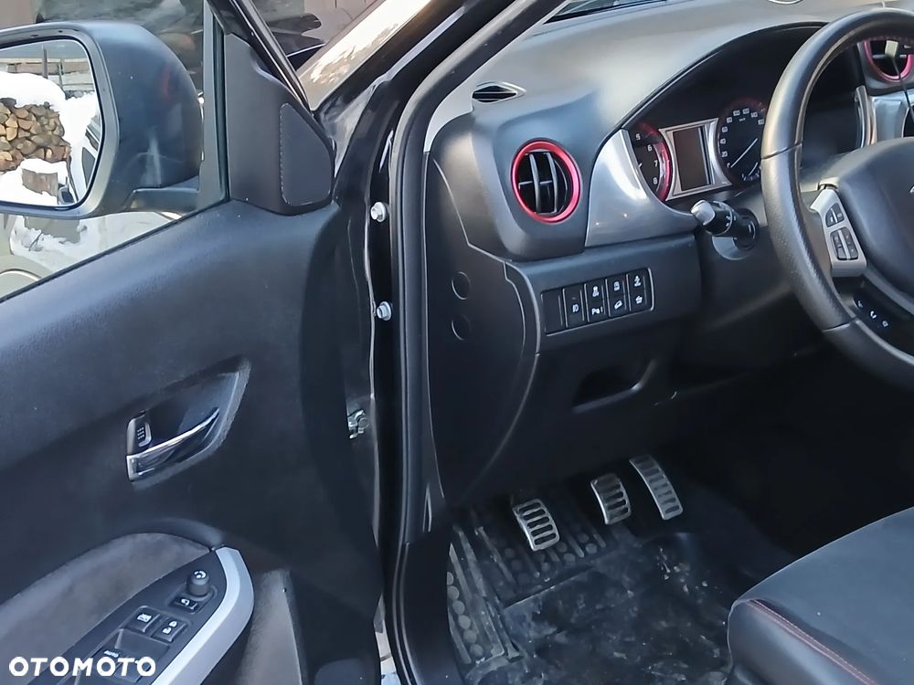 Suzuki Vitara 1.4 Boosterjet Premium 4WD - 11