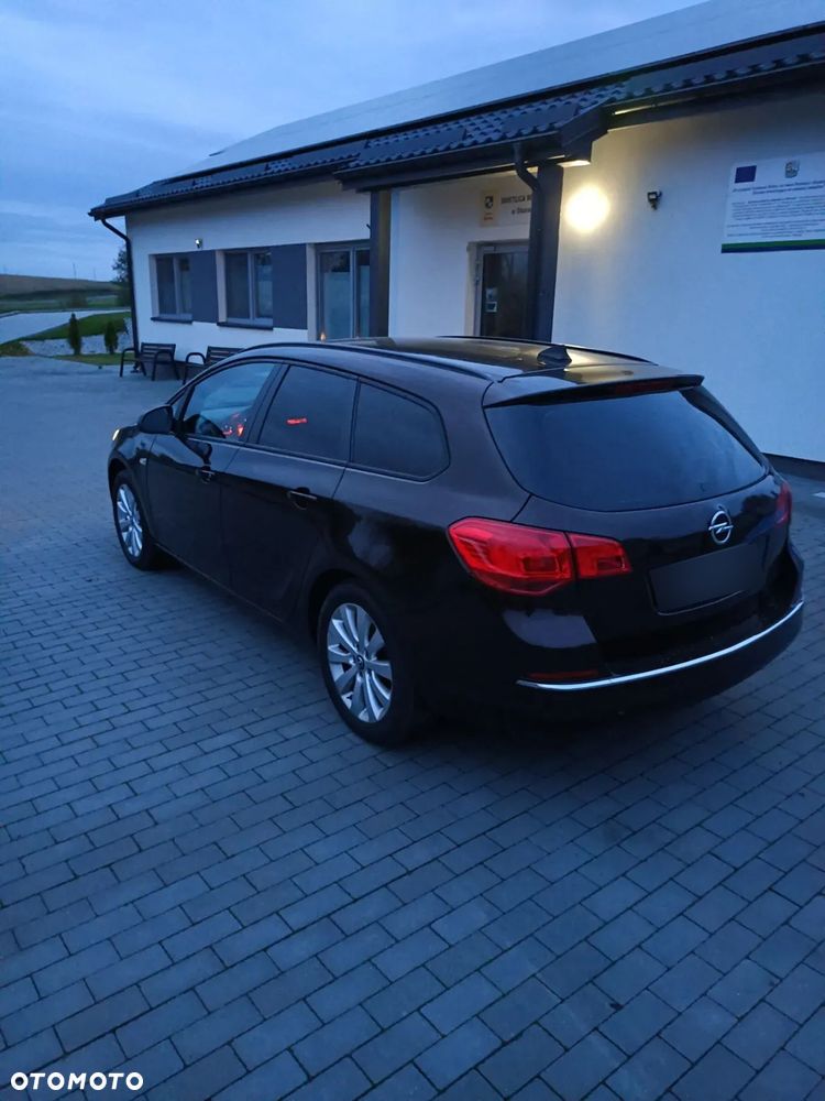 Opel Astra 1.7 CDTI DPF Sports Tourer - 4