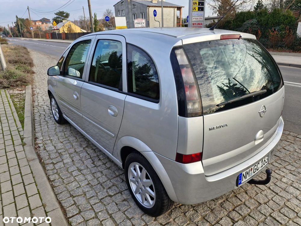 Opel Meriva 1.6 16V Cosmo - 3