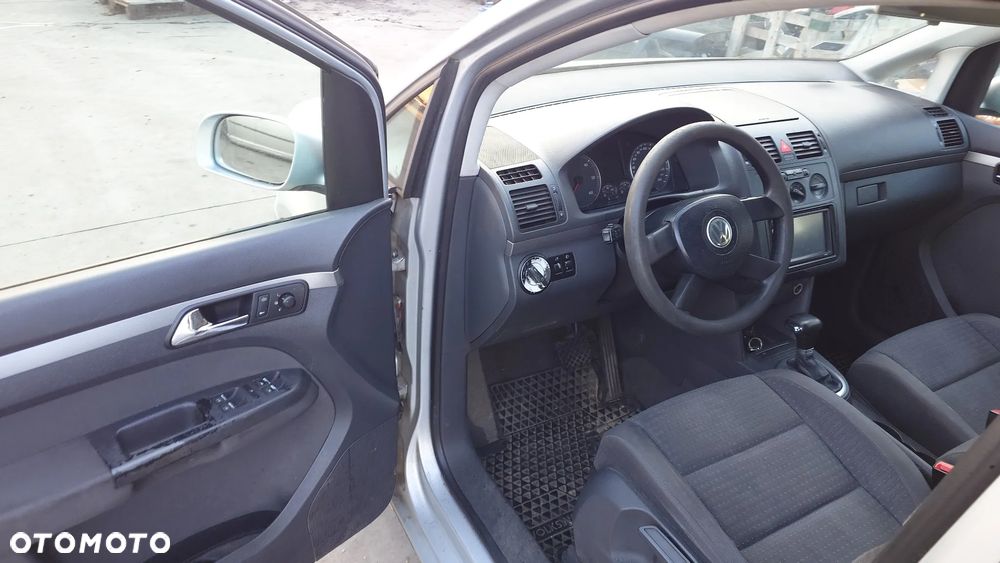 Volkswagen Touran 04R 1.9 77 KW NA CZĘŚCI - 5