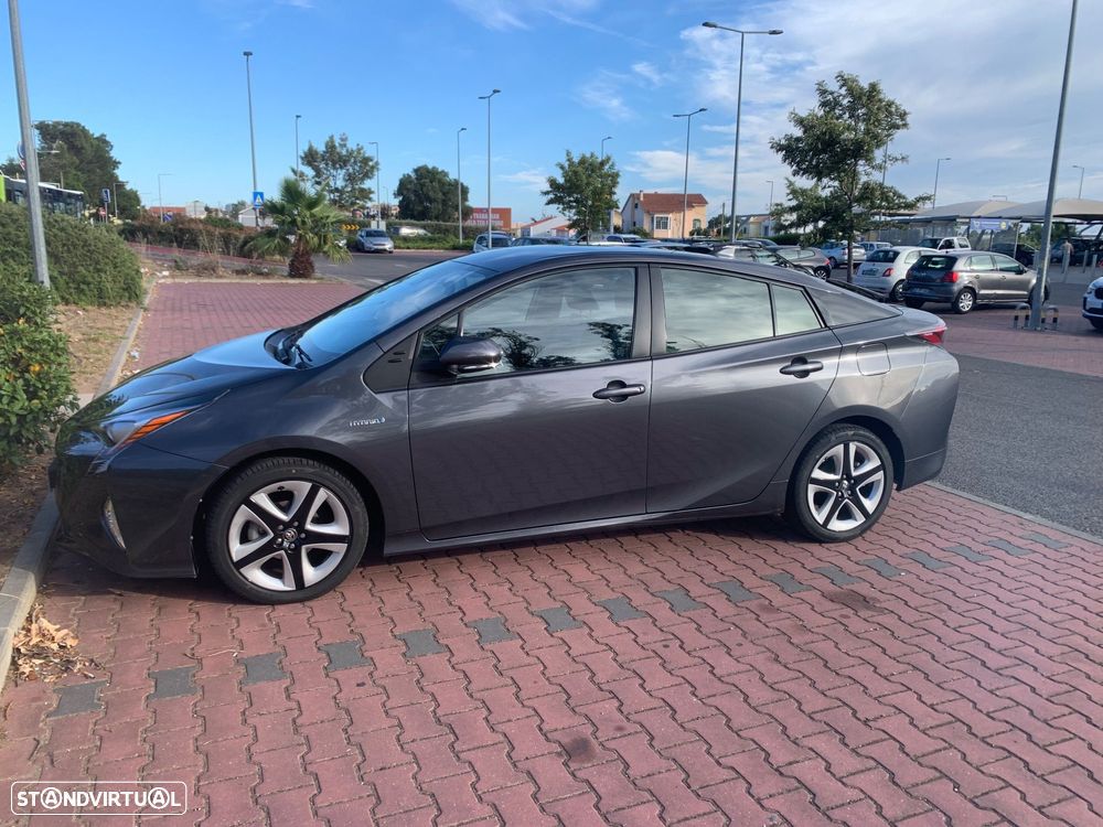 Toyota Prius 1.8 Luxury Pele - 4