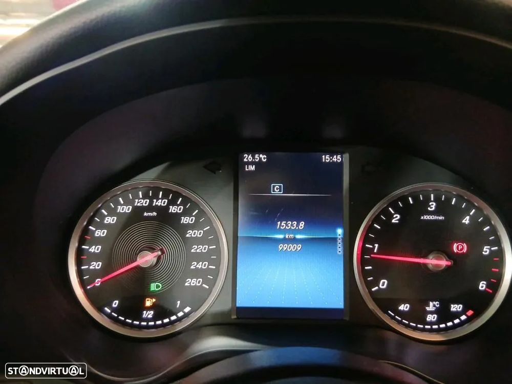 Mercedes-Benz C 200 - 6
