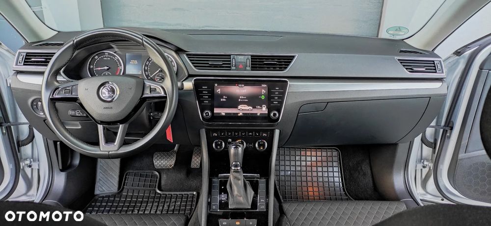 Skoda Superb 2.0 TDI DSG Ambition - 10