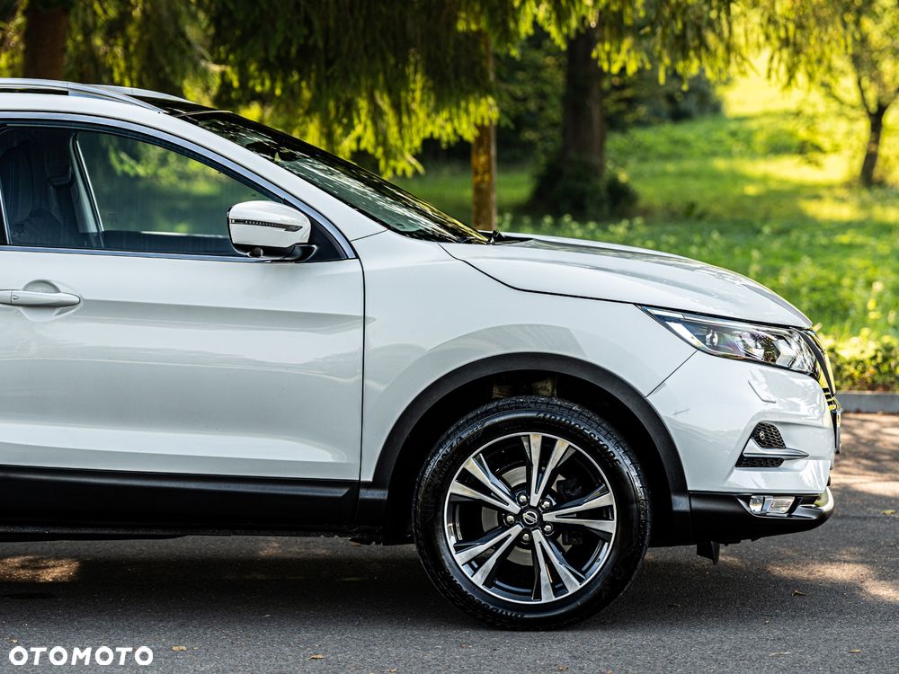 Nissan Qashqai 1.6 DIG-T N-Connecta - 10