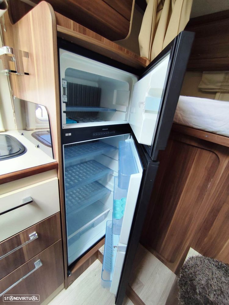 Roller Team Auto-Roller T-Line Magnifico Garage - 16