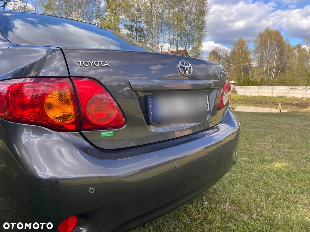 Toyota Corolla 1.6 Terra - 2