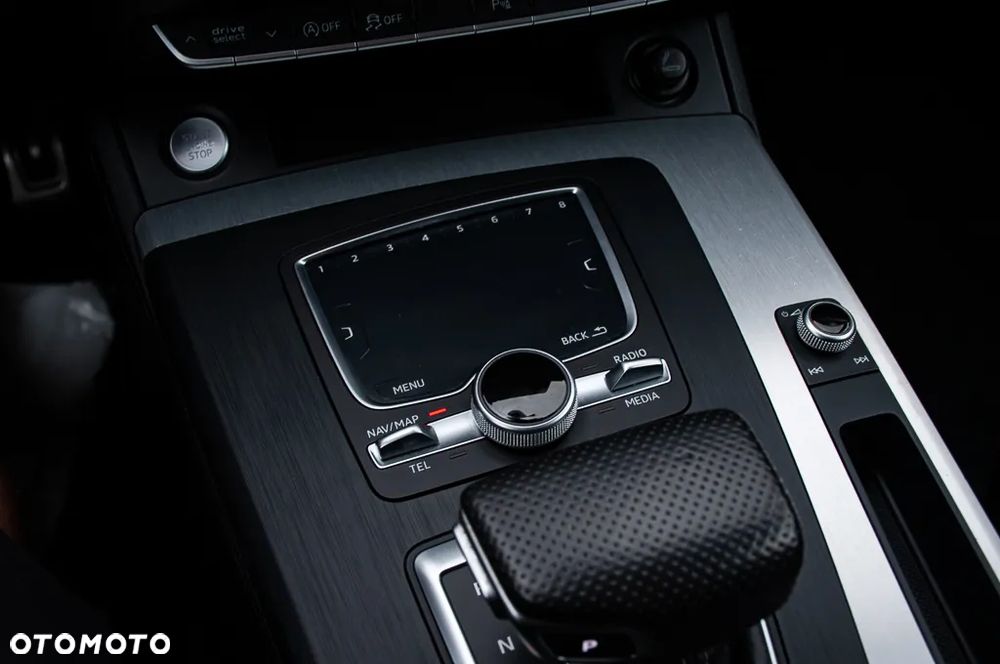 Audi Q5 2.0 TDI quattro S tronic sport - 34
