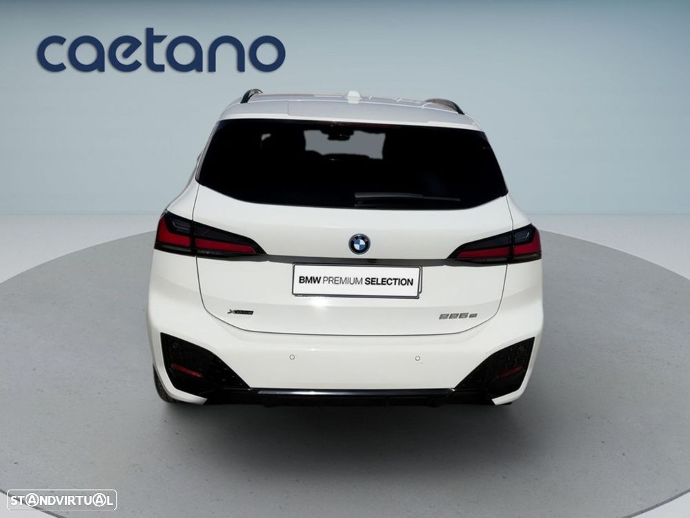 BMW 225xe Active Tourer e xDrive Pack Desportivo M - 7