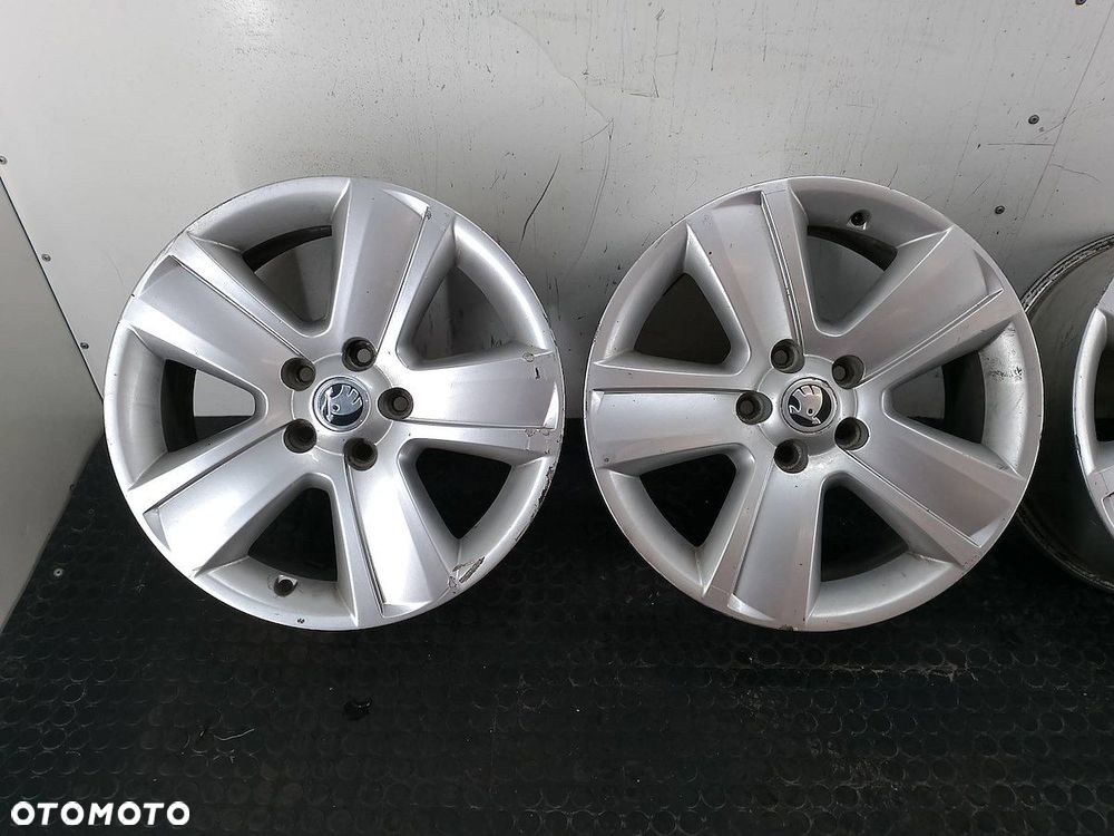 FELGI ALUMINIOWE KOMPLET 17 SKODA OCTAVIA II 3U0601025K 150806 - 2