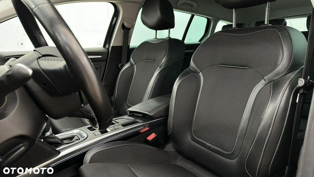Renault Megane 1.3 TCe FAP Intens EDC - 10