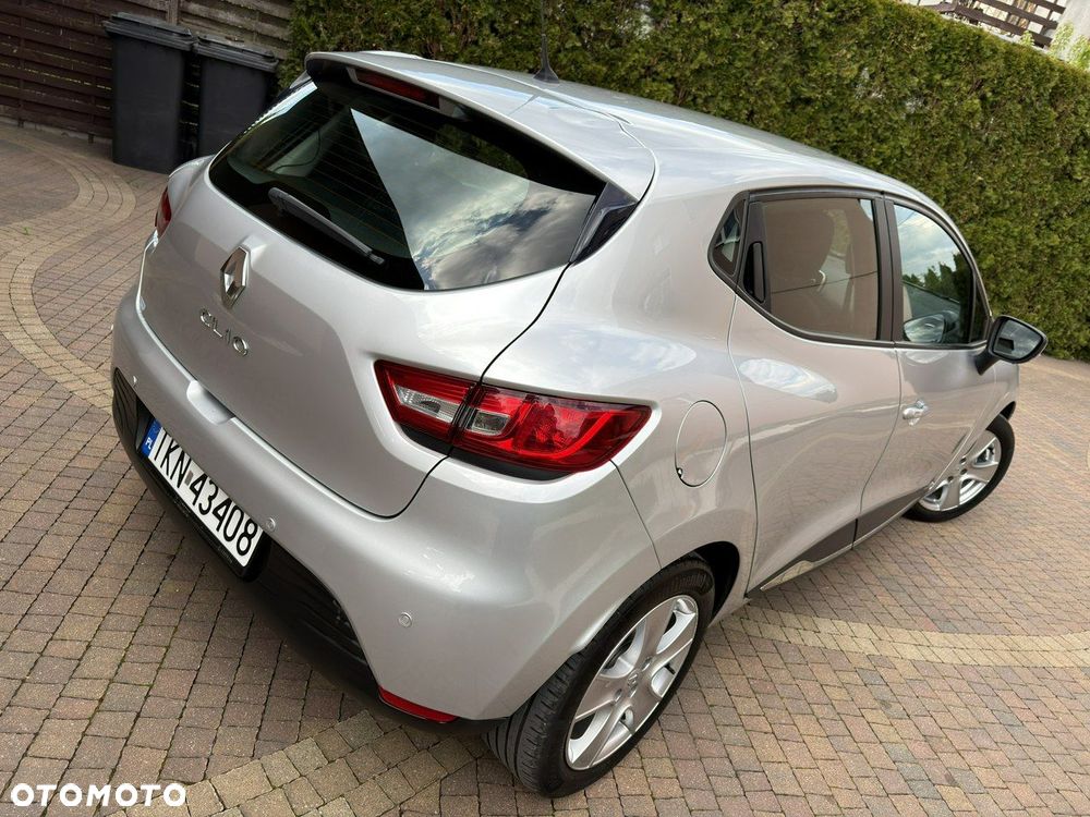 Renault Clio 1.2 16V Life EU6 - 25