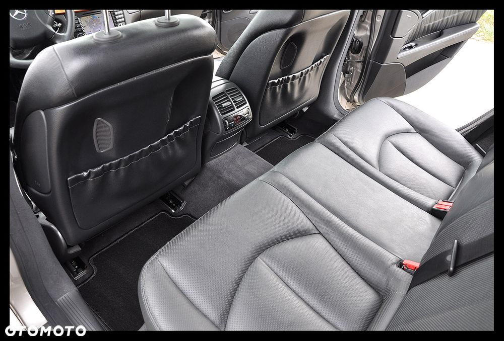 Mercedes-Benz Klasa E 500 T Avantgarde - 25