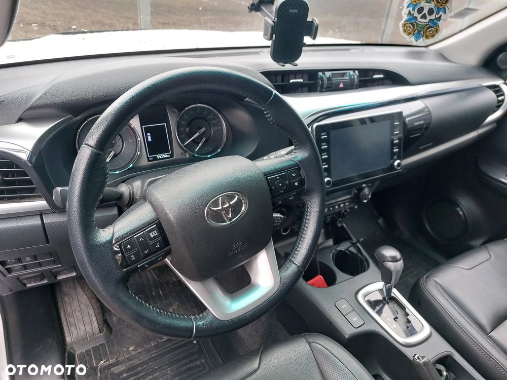 Toyota Hilux 2.8 D-4D Double Cab SR5+ 4x4 - 8