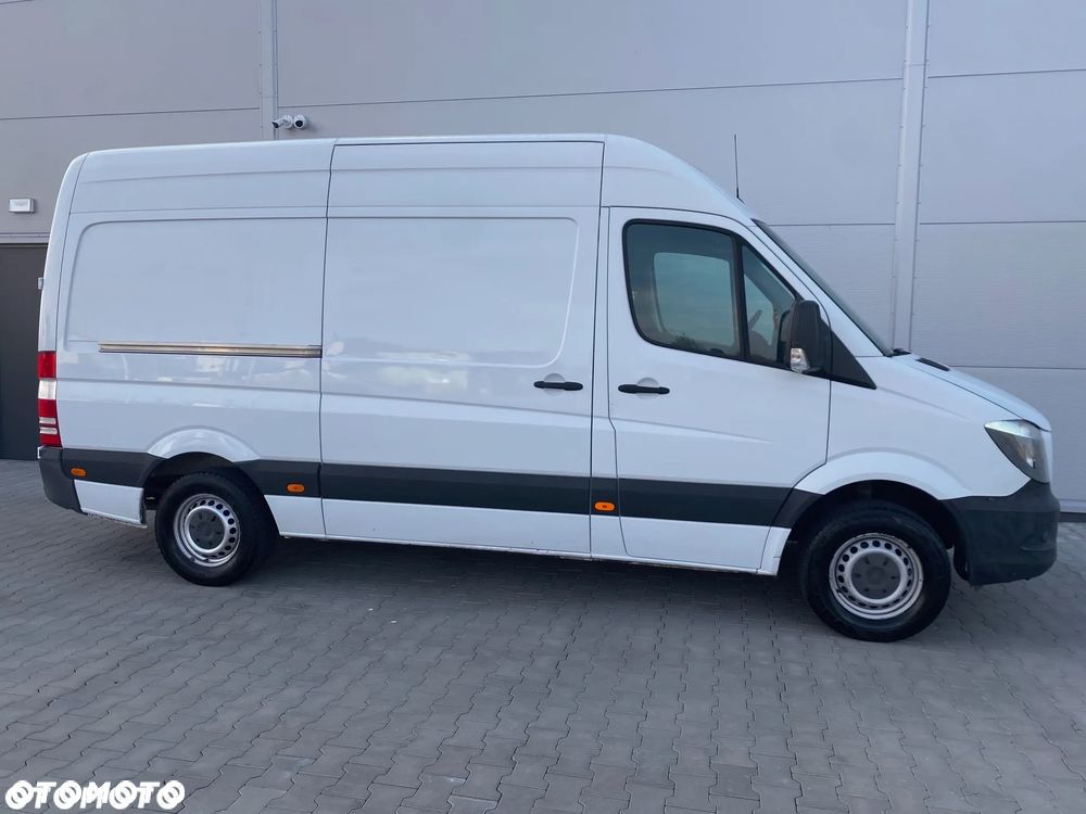 Mercedes-Benz Sprinter - 8