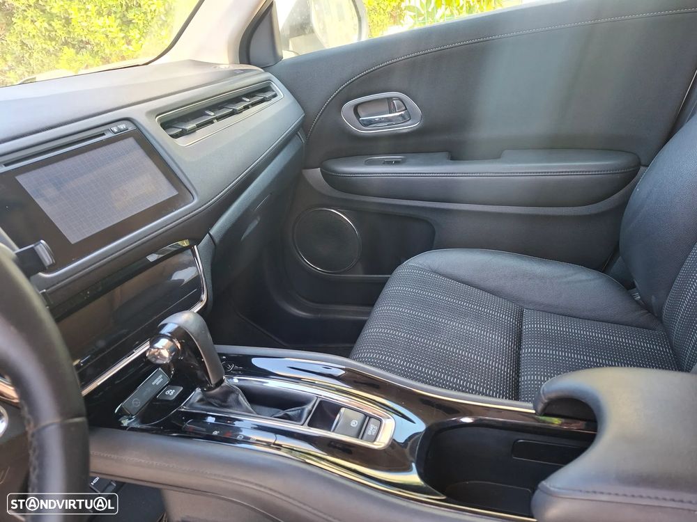 Honda HR-V 1.5 i-VTEC CVT Elegance - 10