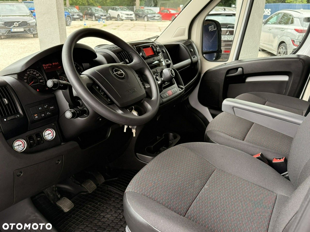 Opel Movano - 10