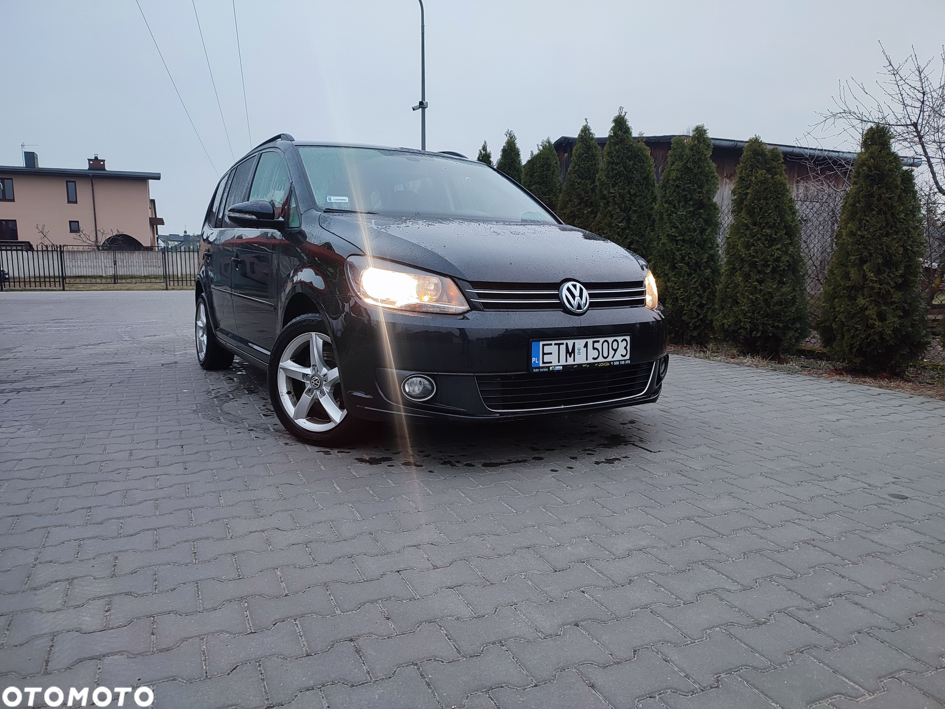Volkswagen Touran 2.0 TDI DPF Highline - 1