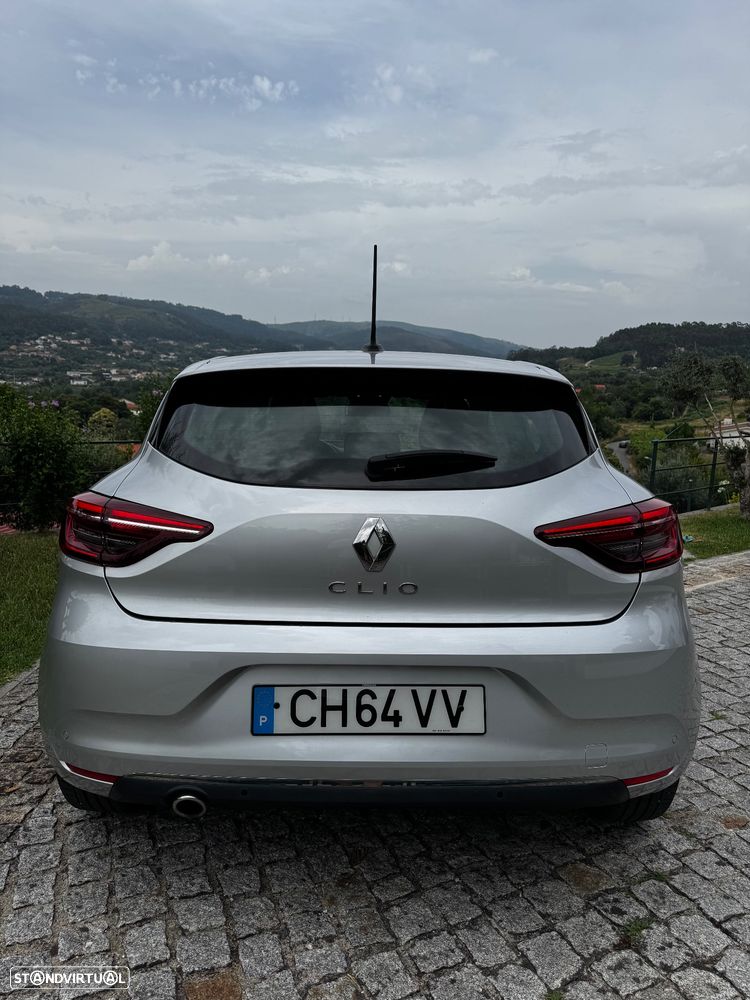 Renault Clio - 8