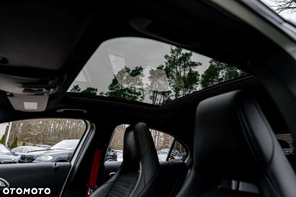 Mercedes-Benz Klasa A 250 (BlueEFFICIENCY) 7G-DCT AMG Sport - 28